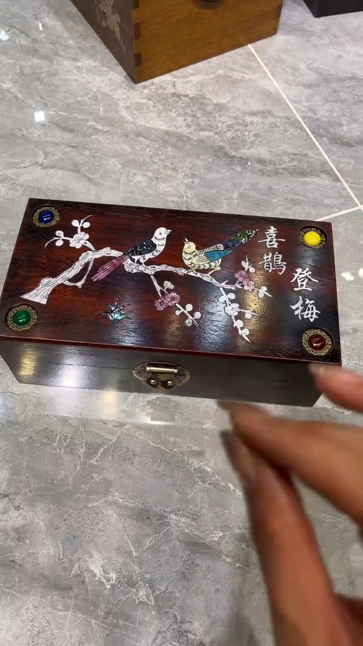 木喜鹊登梅首饰盒