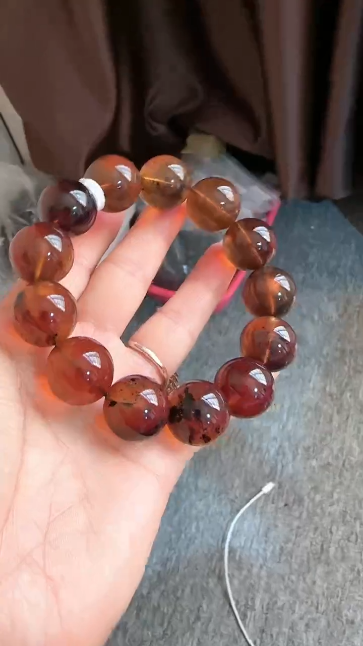【闪购商品】琥珀手链未镶嵌规格19微瑕多宝手串#22