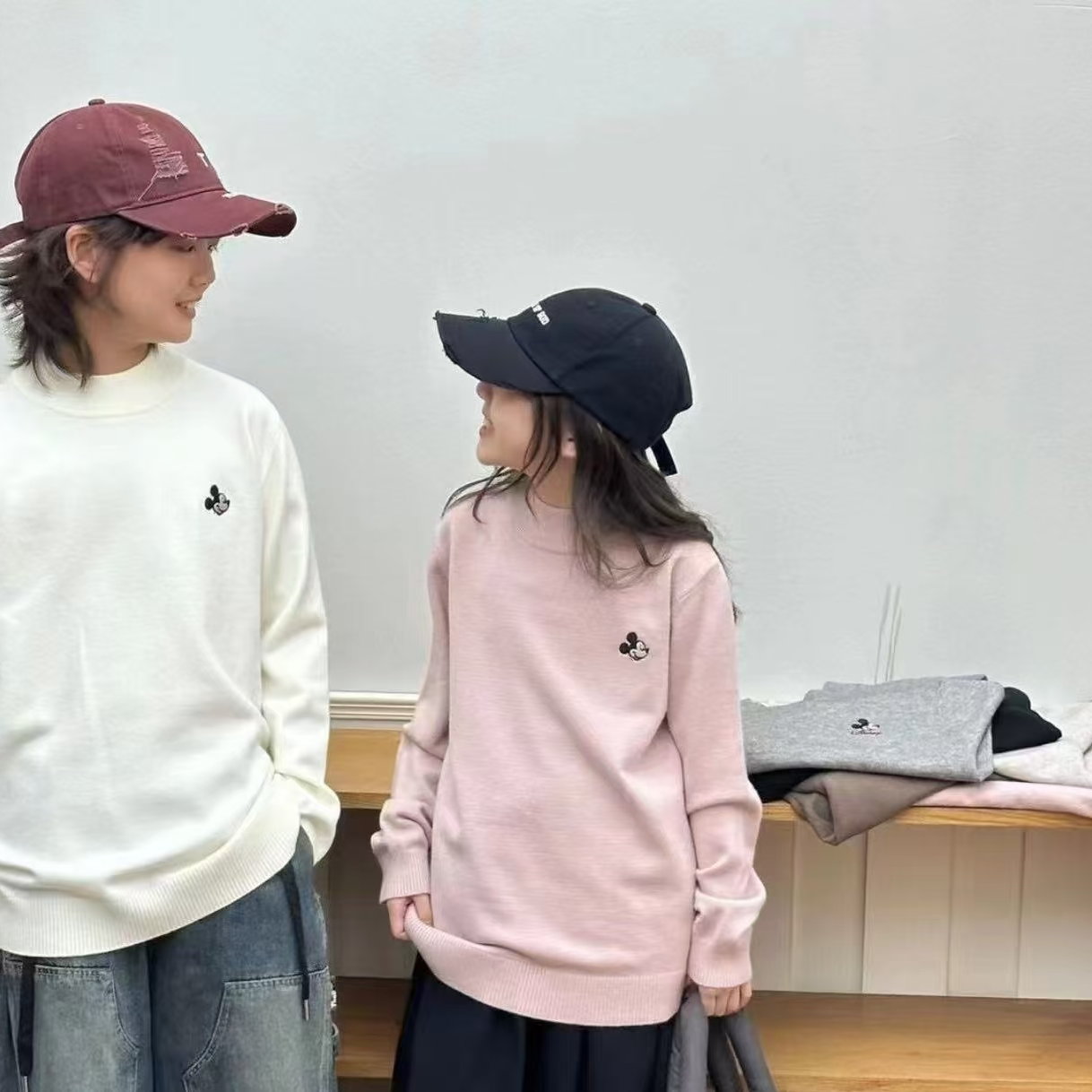 现货    儿童新款时尚女童男童奇奇毛衣7703