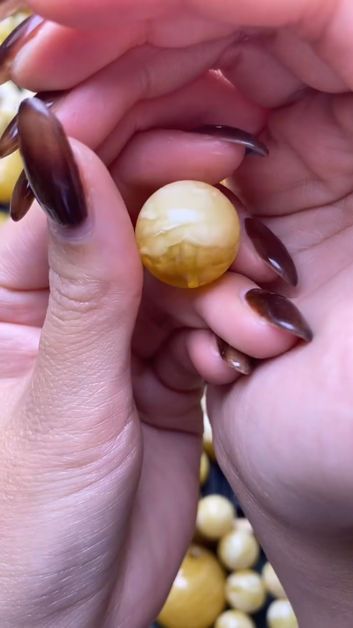 【闪购商品】琥珀裸石未镶嵌蜜蜡.34