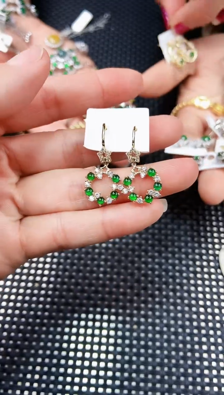 【闪购商品】翡翠耳饰未镶嵌111111111