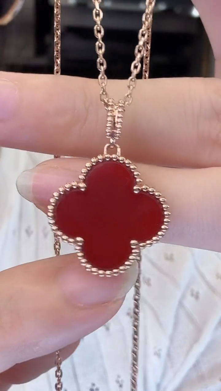 18K金镶嵌吊坠玛瑙/玉髓不含链子