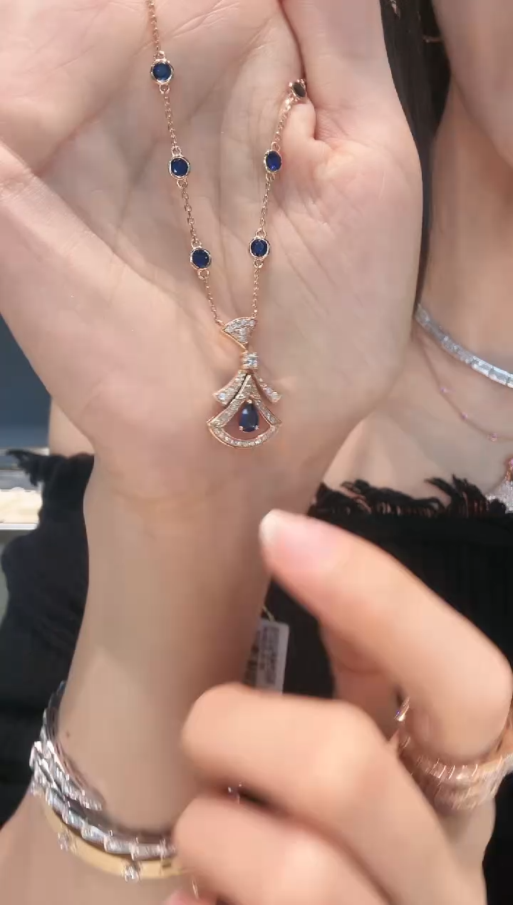 【闪购商品】钻石项链18K金镶嵌裙子