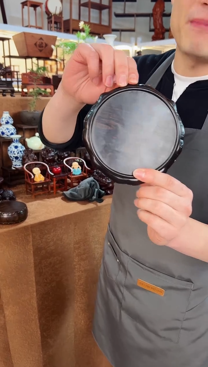 【闪购商品】东非黑黄檀（紫光檀）如意大号底座