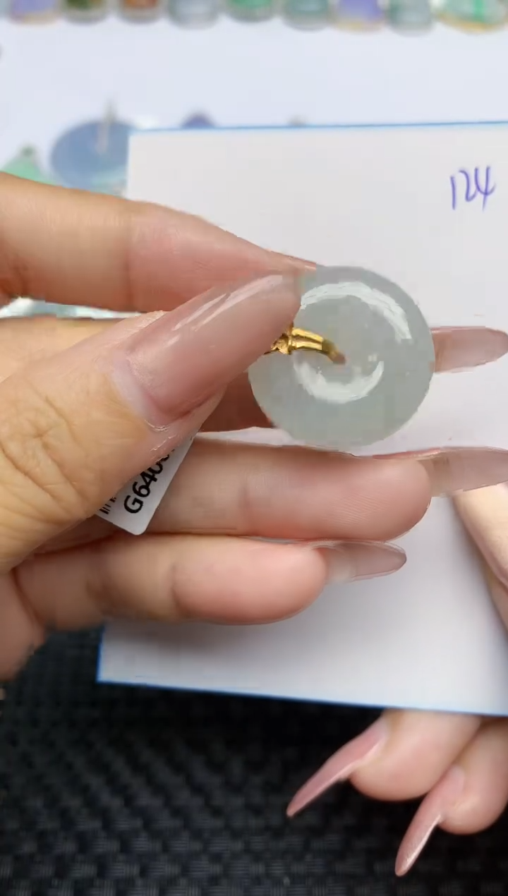 【闪购商品】翡翠颈饰18K金镶嵌天然A货翡翠 124