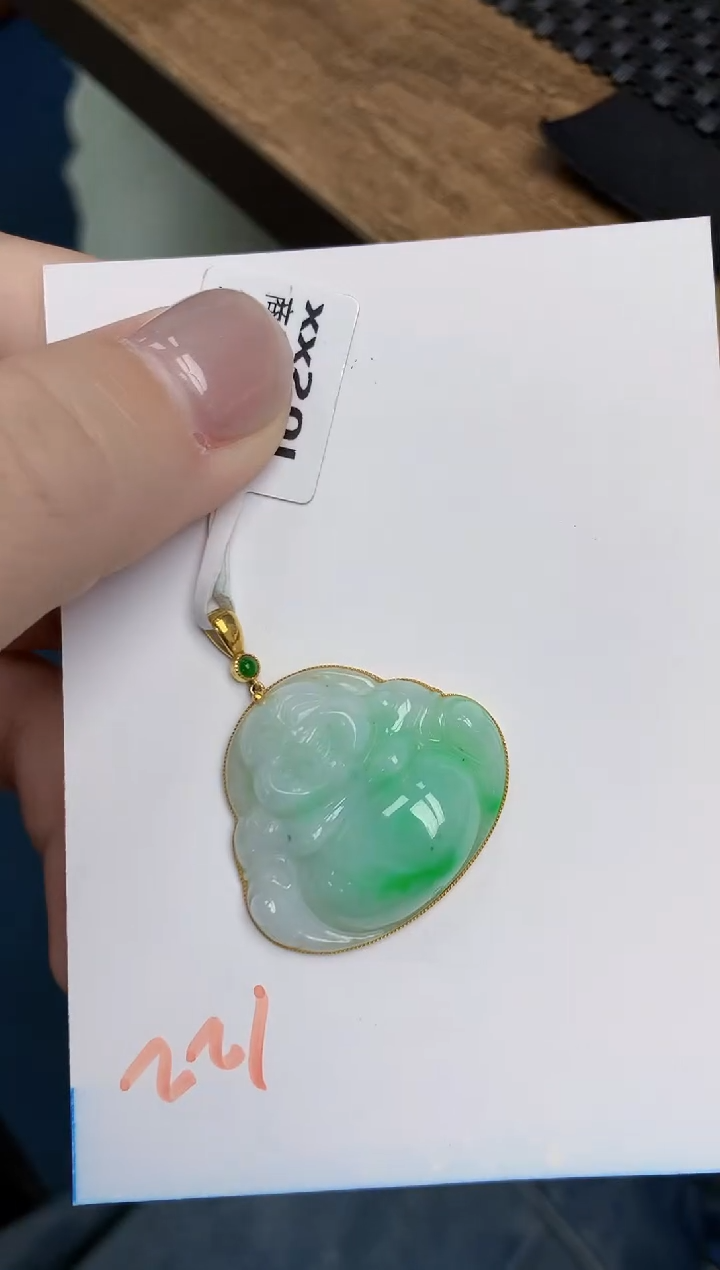 【闪购商品】翡翠颈饰18K金镶嵌天然翡翠A货