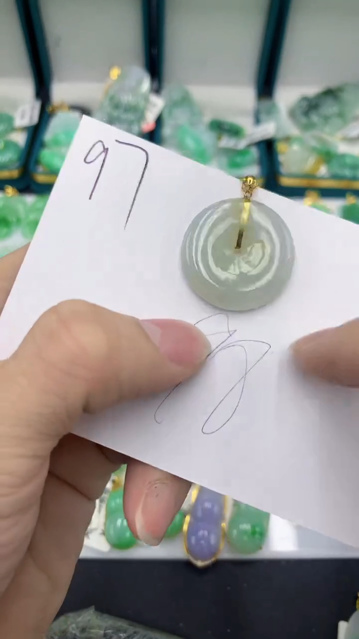 【闪购商品】翡翠颈饰18K金镶嵌翡翠