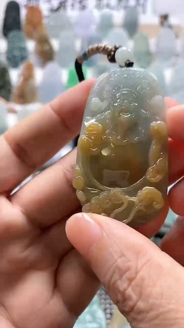 翡翠未镶嵌吊坠(不含链)1