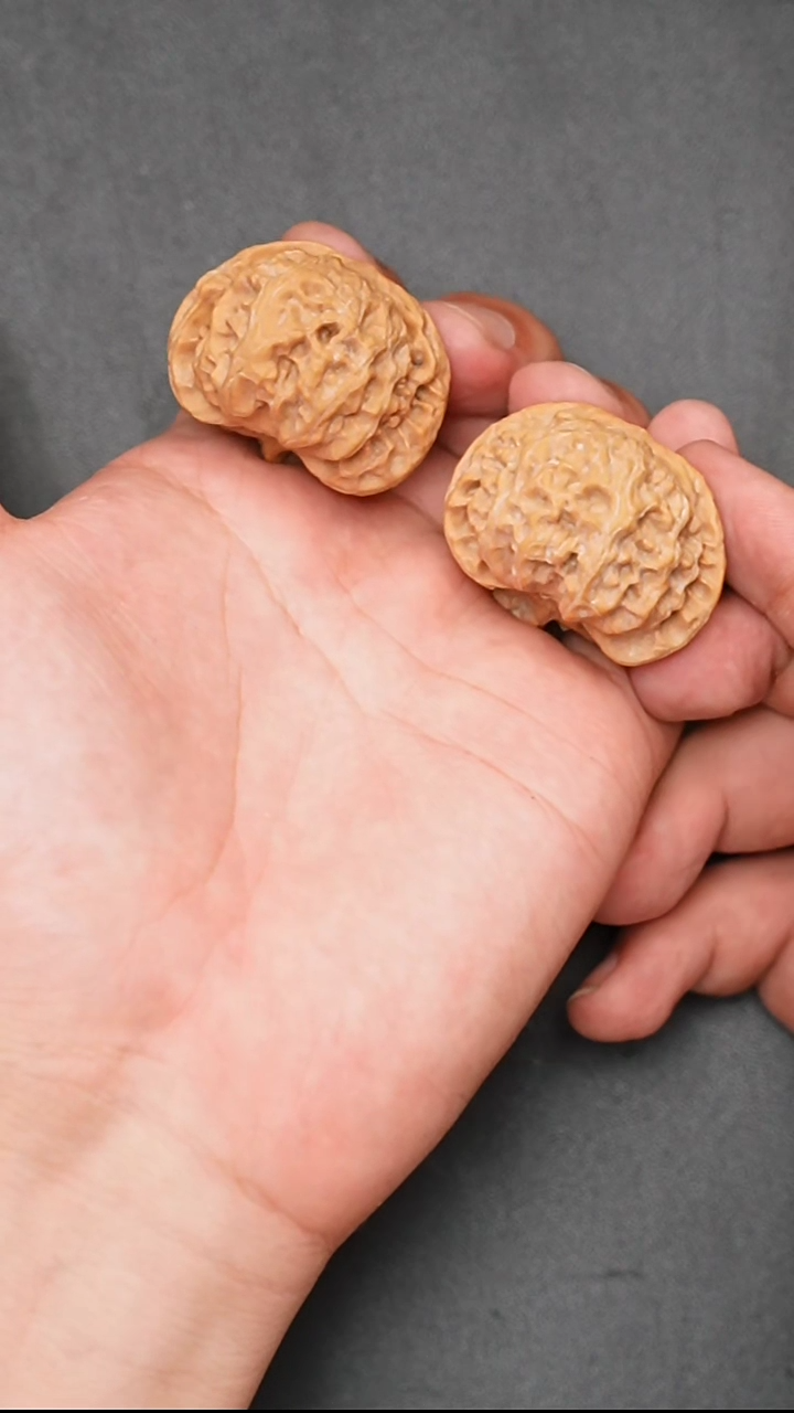 文玩核桃把件40苹果园