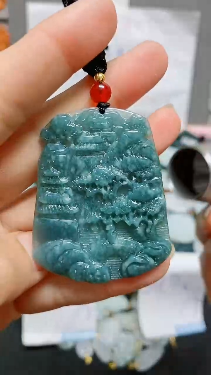 【闪购商品】翡翠颈饰未镶嵌天然翡翠A货