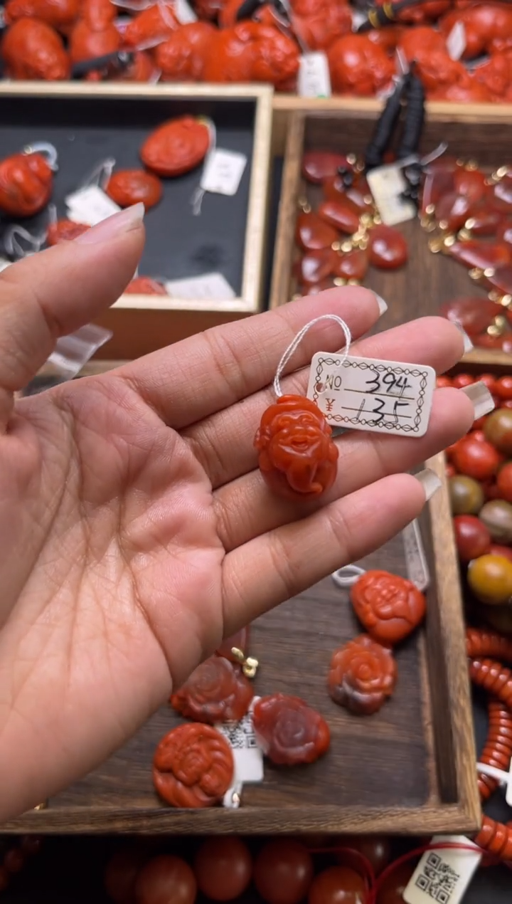 【闪购商品】南红玛瑙珠宝奇石未镶嵌394