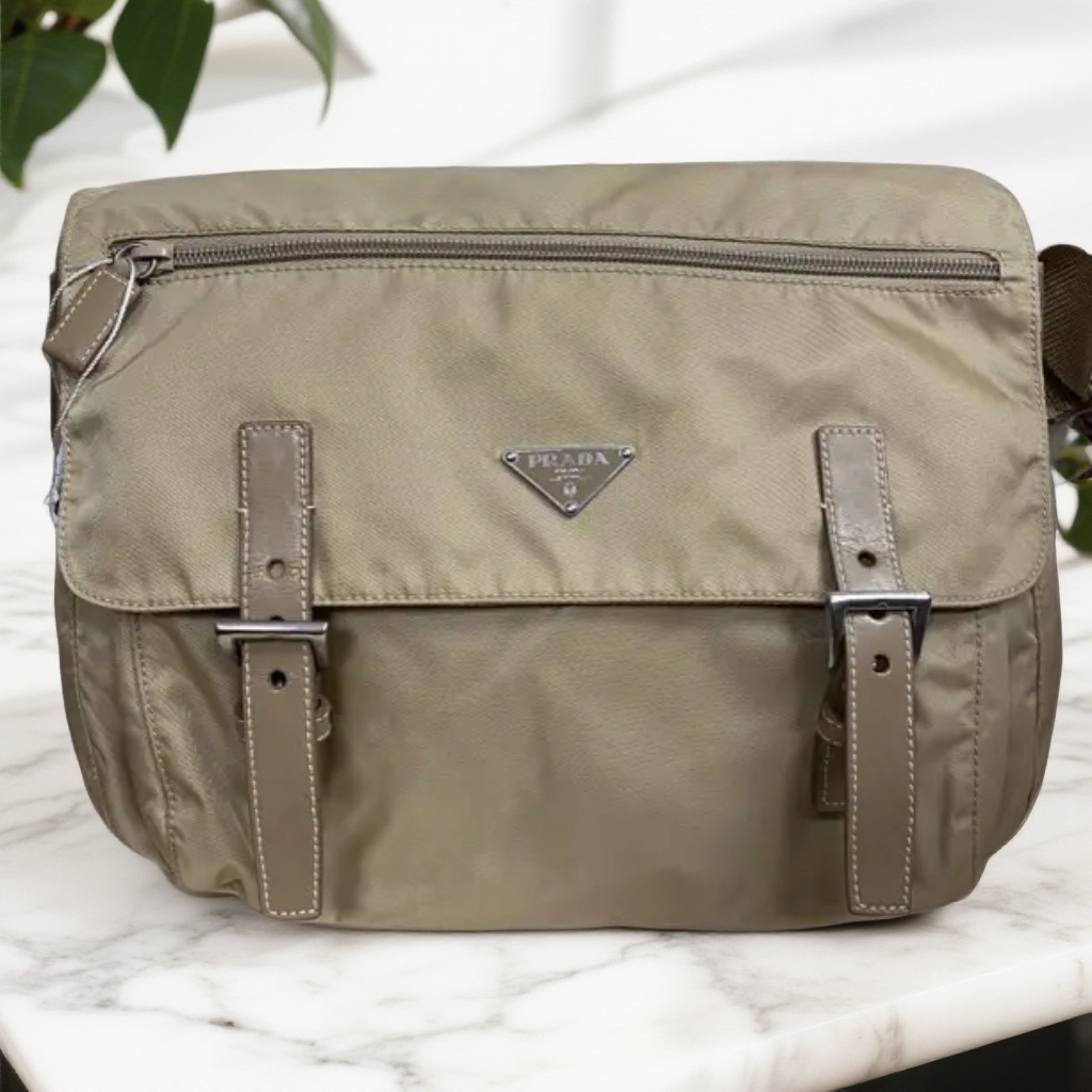 95新 Prada/普拉达 G专属/普拉达双眼邮差/23017