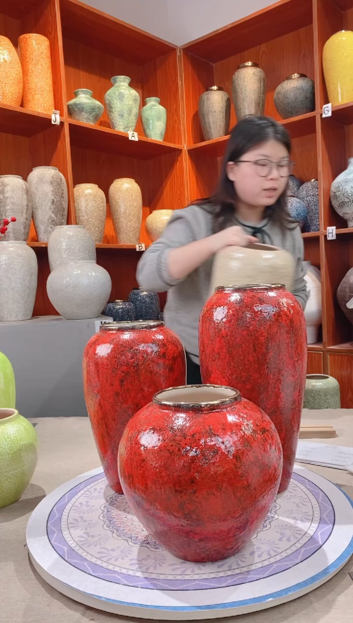 【闪购商品】瓶精品陶瓷花瓶 无花 复古红  三件套