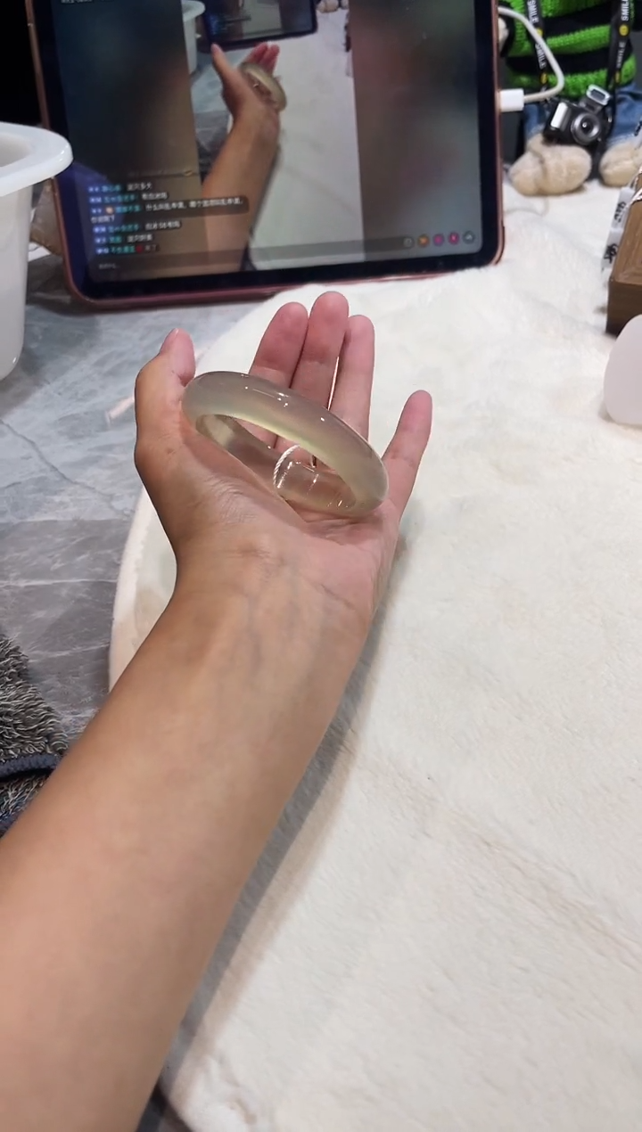 玛瑙/玉髓手镯未镶嵌53.4鉴赏期48小时