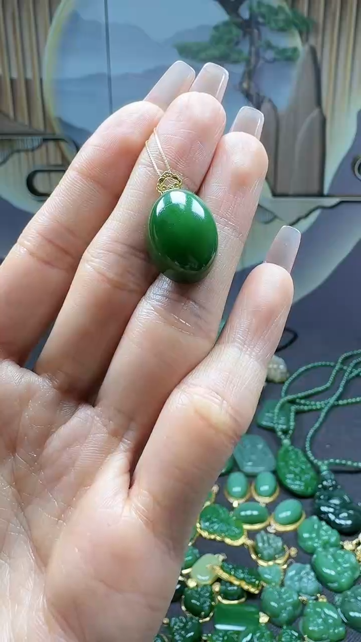【闪购商品】和田玉吊坠(不含链)18K金镶嵌1