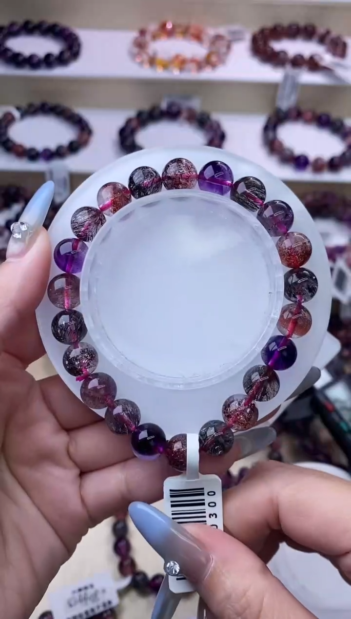 【闪购商品】水晶手链未镶嵌黑加仑超七m+