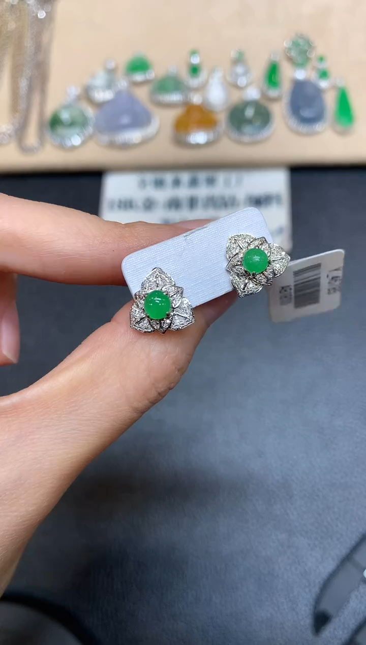 【闪购商品】翡翠耳饰18K金镶嵌【无服务费