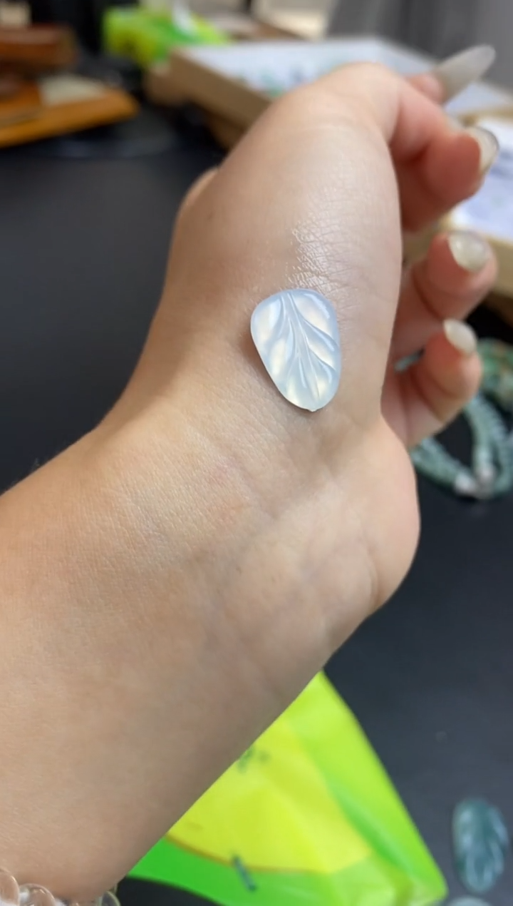 定制翡翠未镶嵌翡翠毛货~多样性发其一~