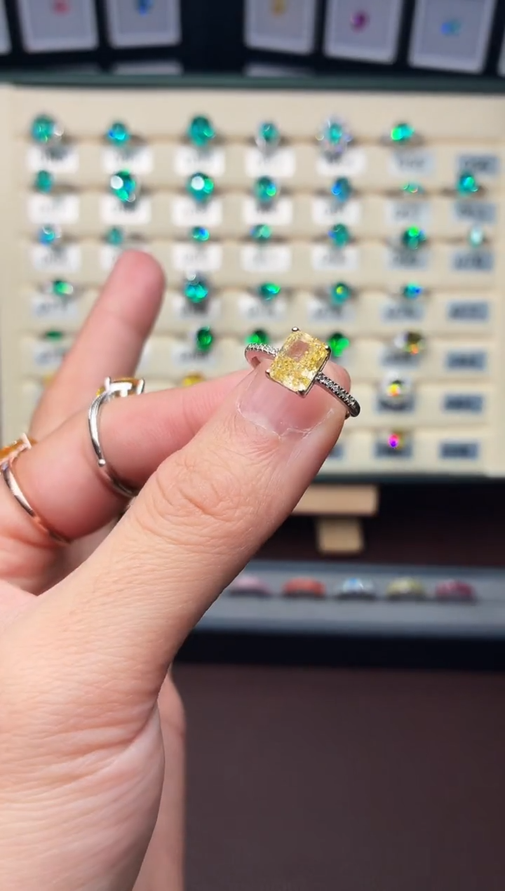 戒指彩色蓝宝石银S925镶嵌1111