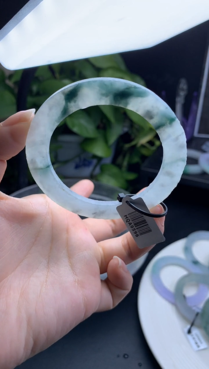【闪购商品】定制翡翠翡翠手镯定制未镶嵌冰飘花50-60