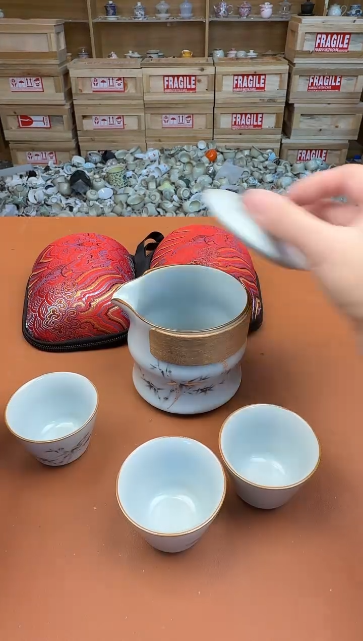 旅行有些茶具有瑕疵介意勿拍，库存清货都是孤品亏本卖