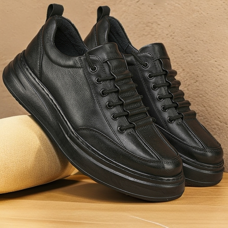 新款广州潮流真皮板鞋头层牛皮男士休闲皮鞋轻盈发泡软底百搭男鞋