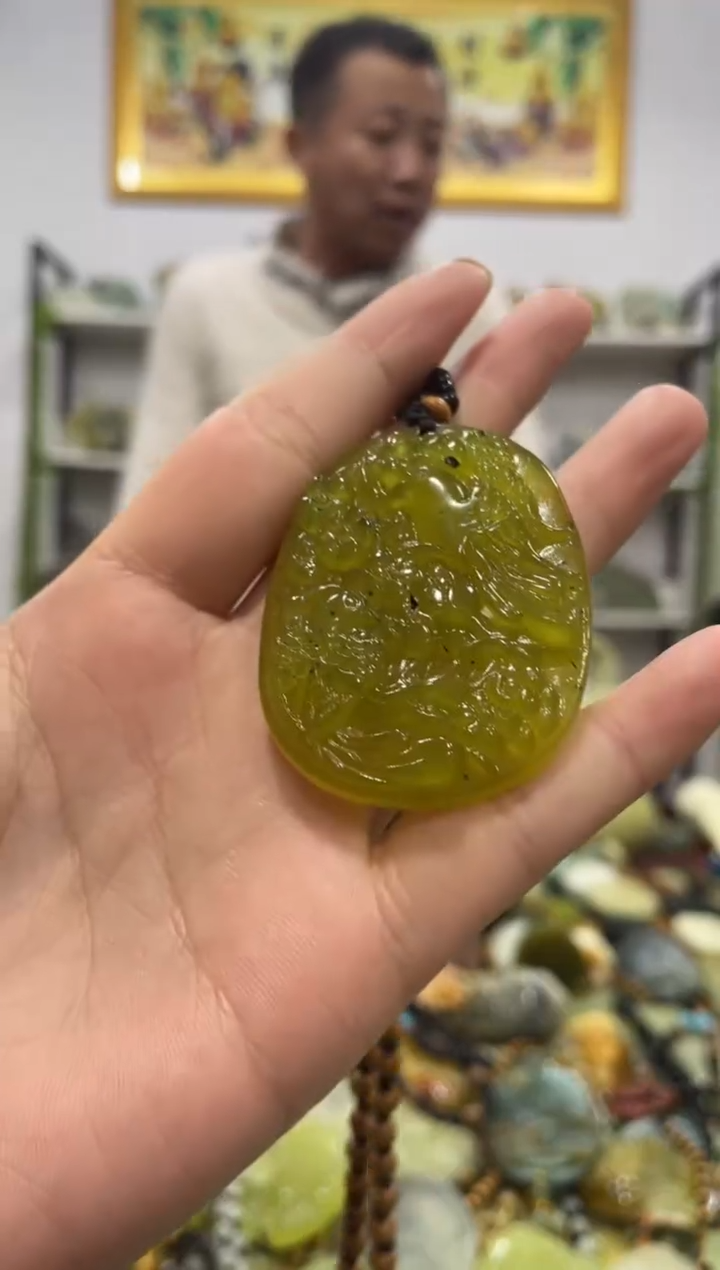 【闪购商品】岫玉吊坠未镶嵌              