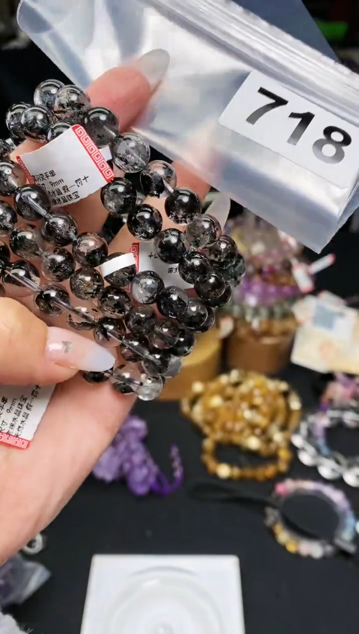 【闪购商品】水晶手串未镶嵌手串718多样性发其一