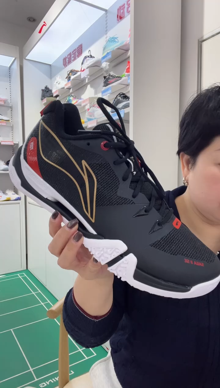 清仓款运动服球鞋配件球拍 尺码42