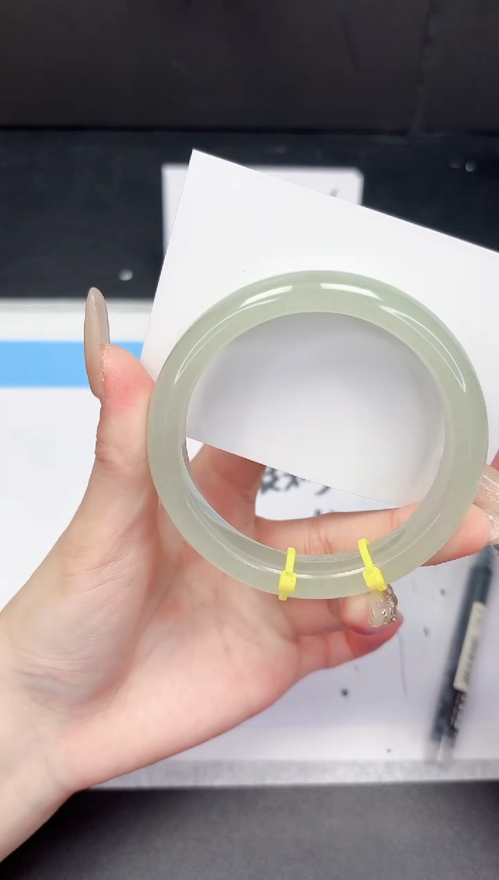 【闪购商品】石英质玉手镯未镶嵌244-60.3