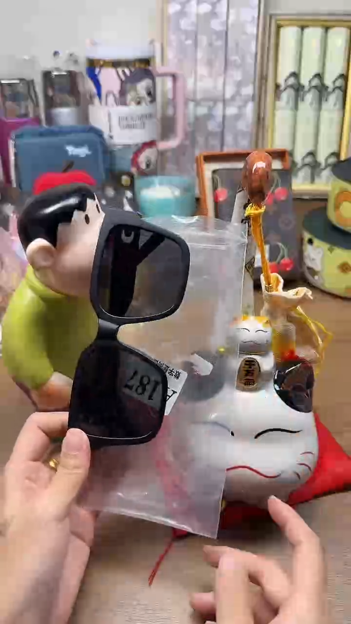 瓷片哈哈哈哈哈哈哈哈哈815