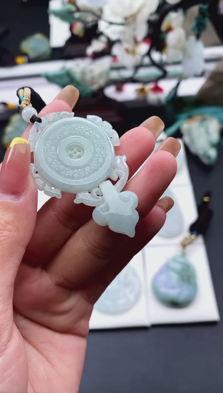 【闪购商品】翡翠颈饰未镶嵌天然缅甸A货翡翠