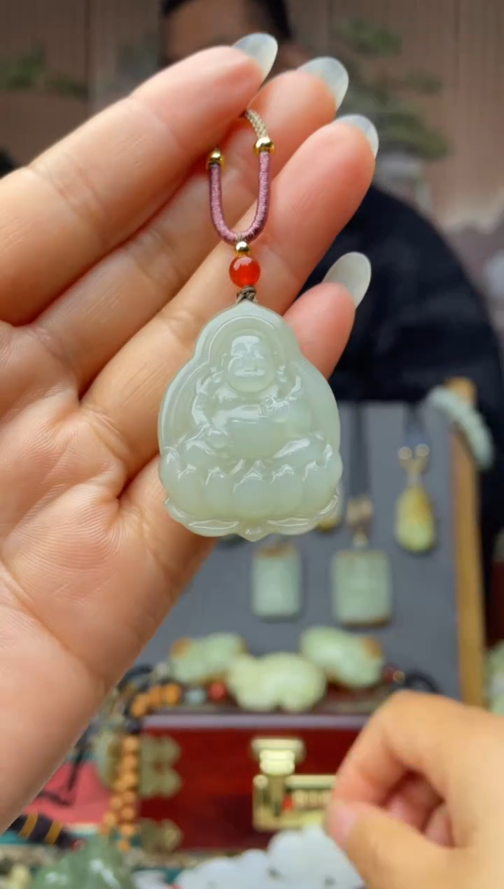 颈饰未镶嵌和田玉拍一发一