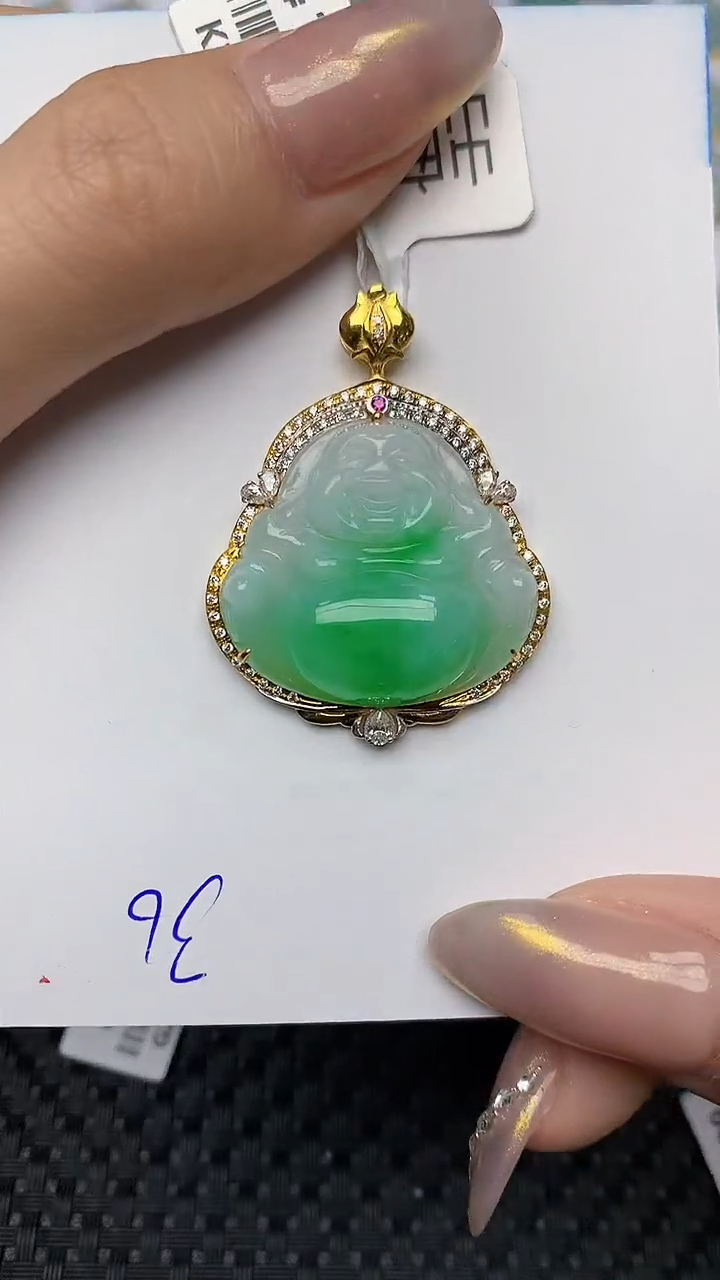 【闪购商品】翡翠颈饰18K金镶嵌天然翡翠a货
