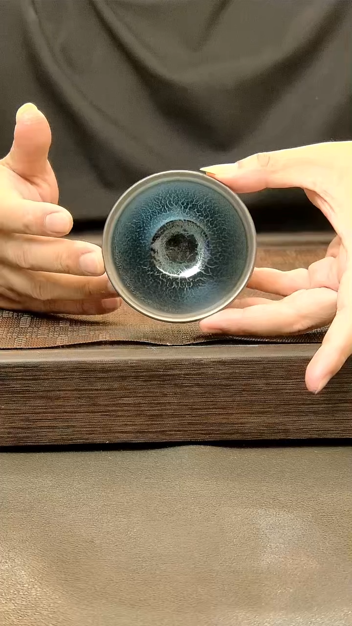 茶盏29.。。。。。。。。。。