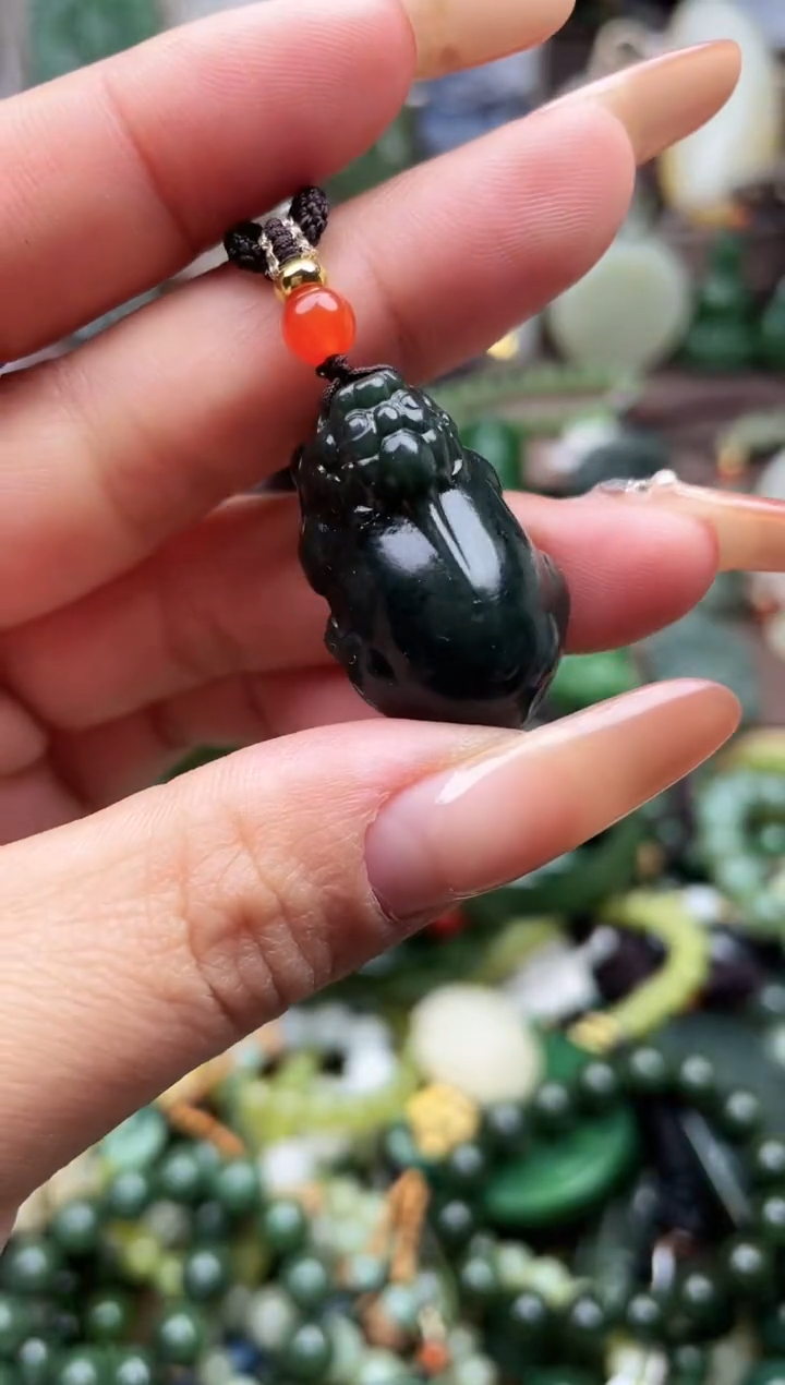 颈饰未镶嵌和田玉未镶嵌和田玉吊坠多样性拍一发一