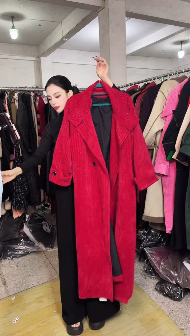 236闪购外套外披马甲打底裤子