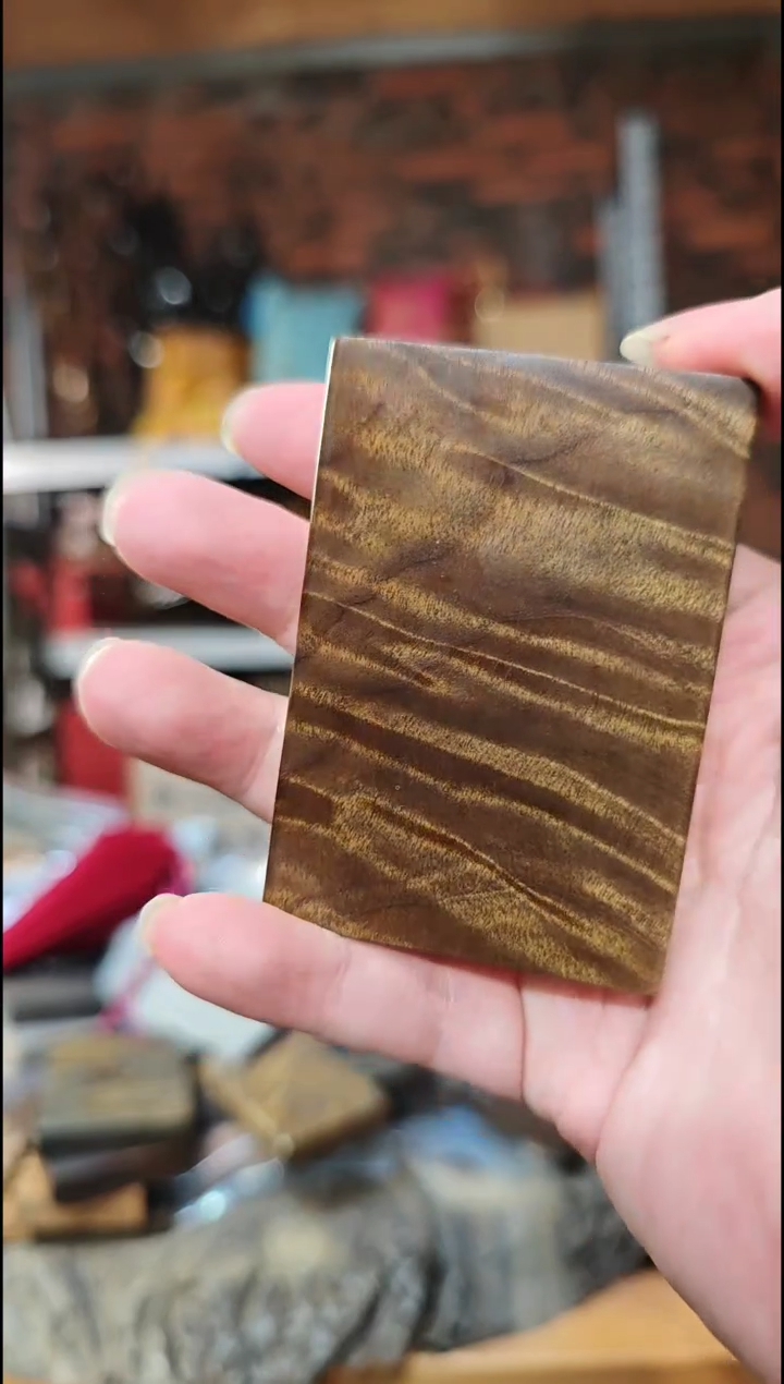 金丝楠无事牌手把件