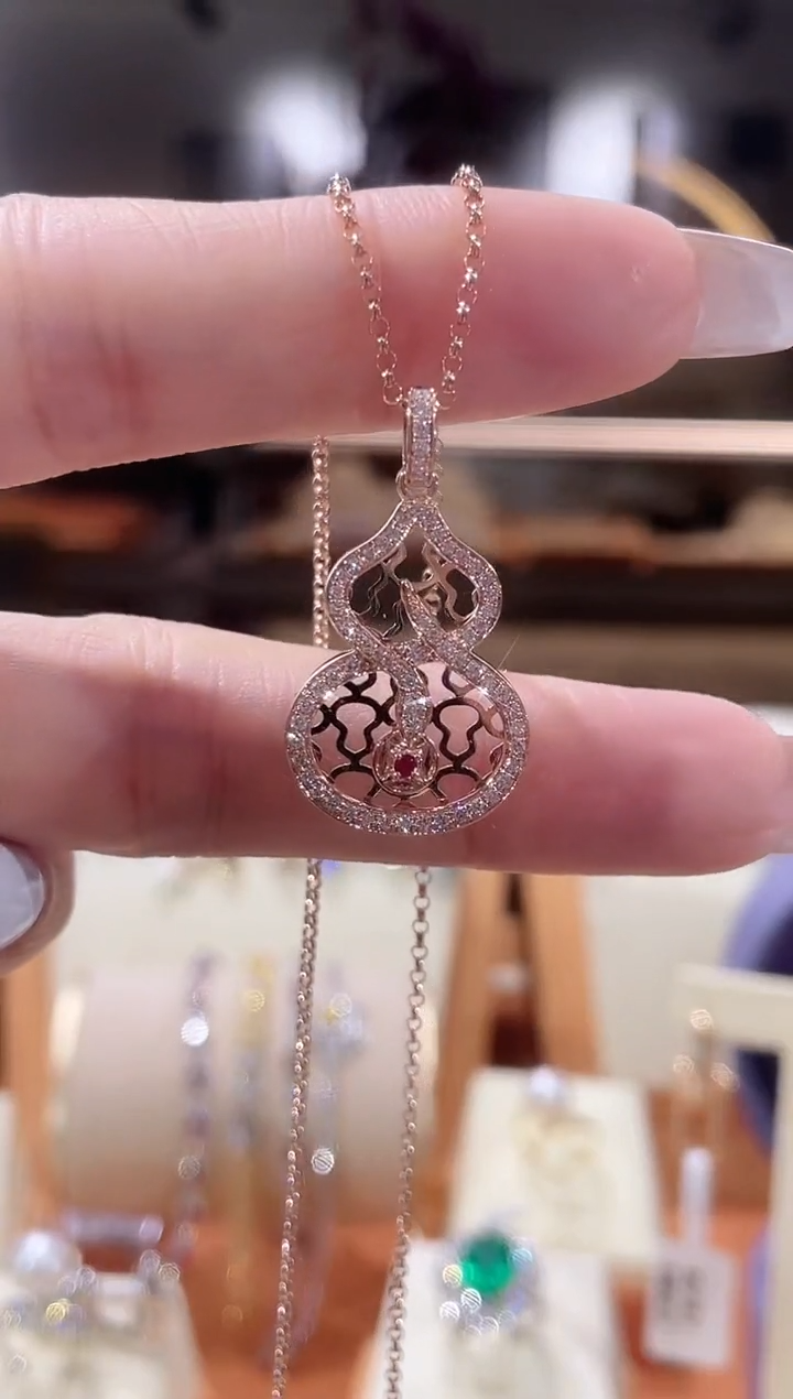 【闪购商品】钻石颈饰18K金镶嵌项链