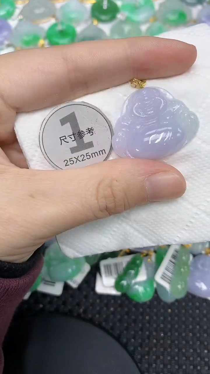 颈饰18K金镶嵌翡翠111111111