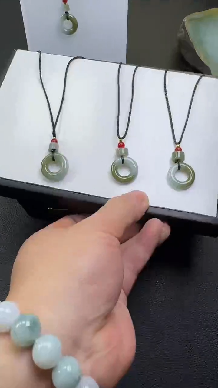 翡翠未镶嵌颈饰甜甜圈多样性发一件