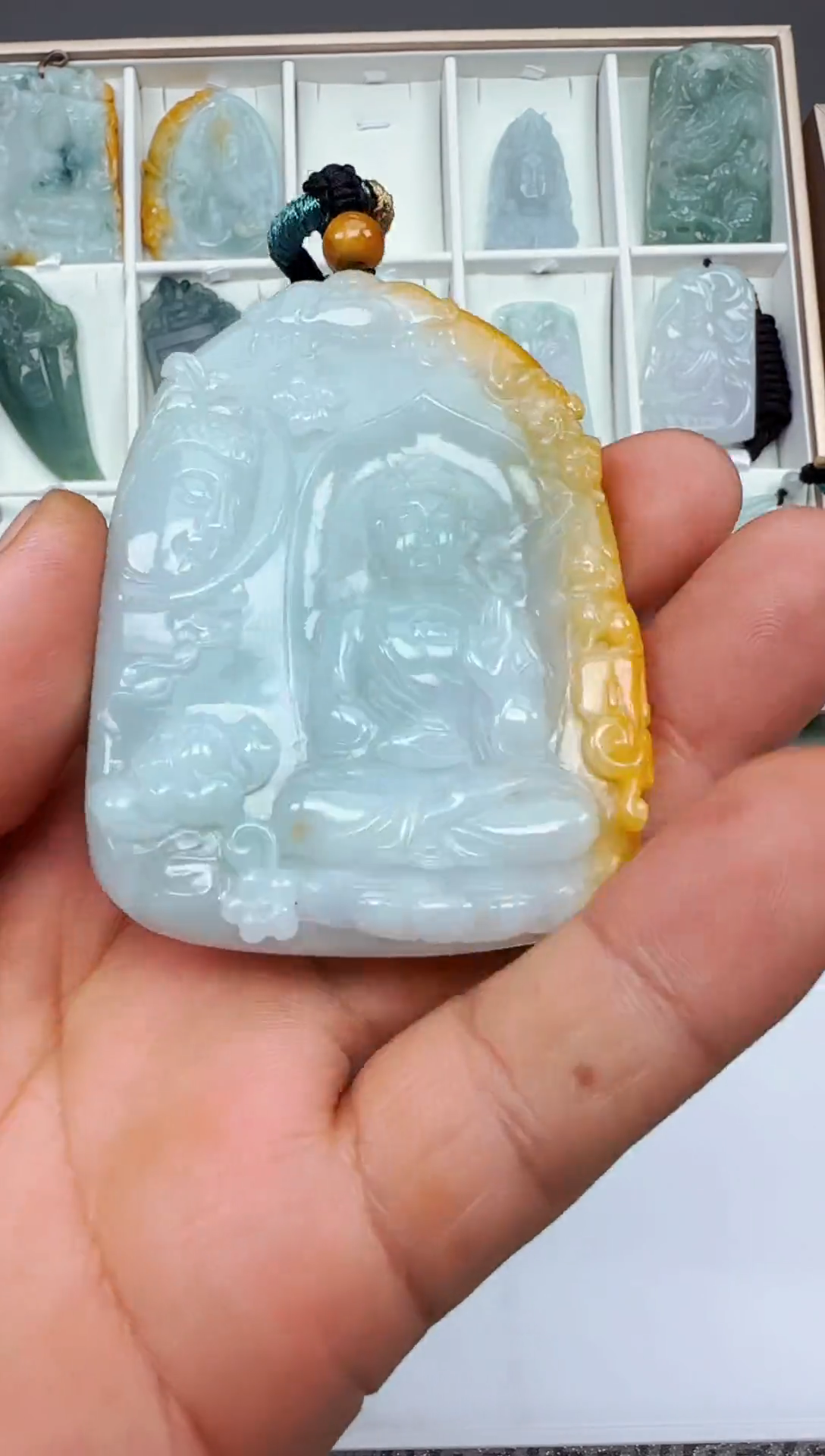 【闪购商品】翡翠颈饰未镶嵌缅甸天然A货翡翠