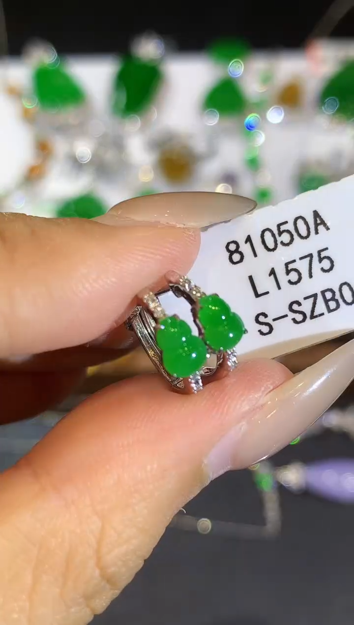 翡翠18K金镶嵌耳饰L1575多样性发其一