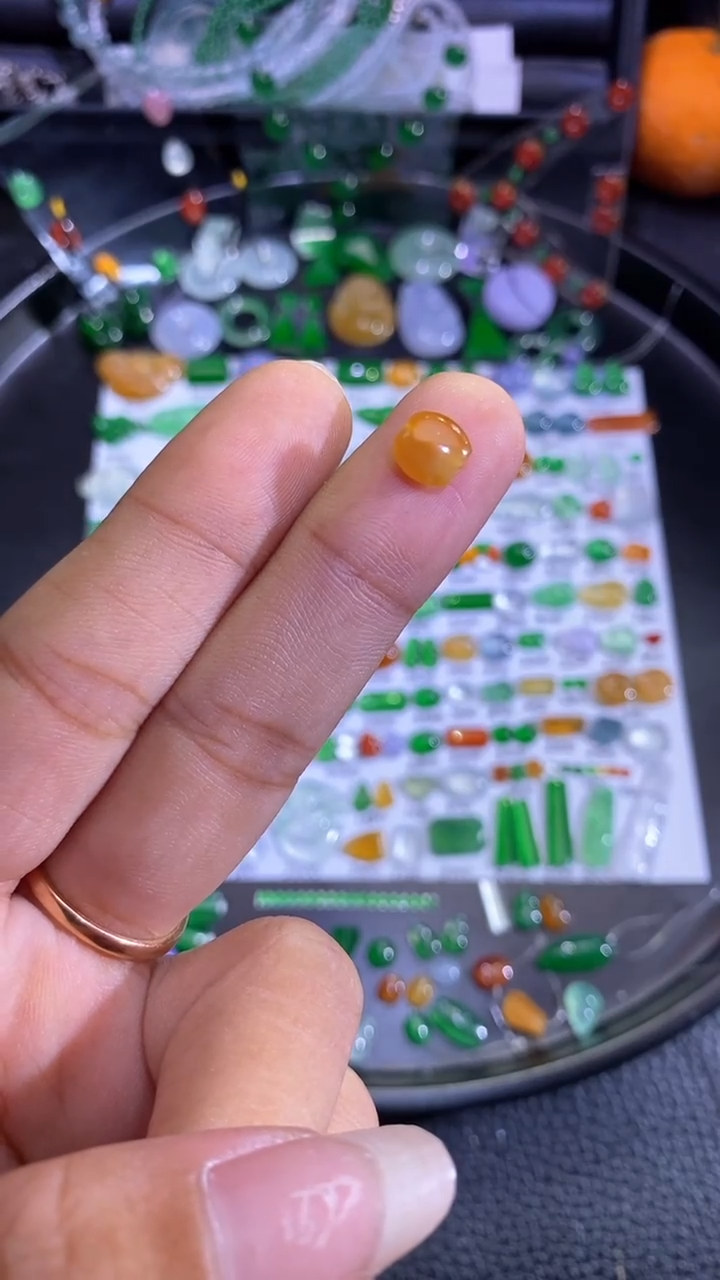 未镶嵌挂件翡翠珠子