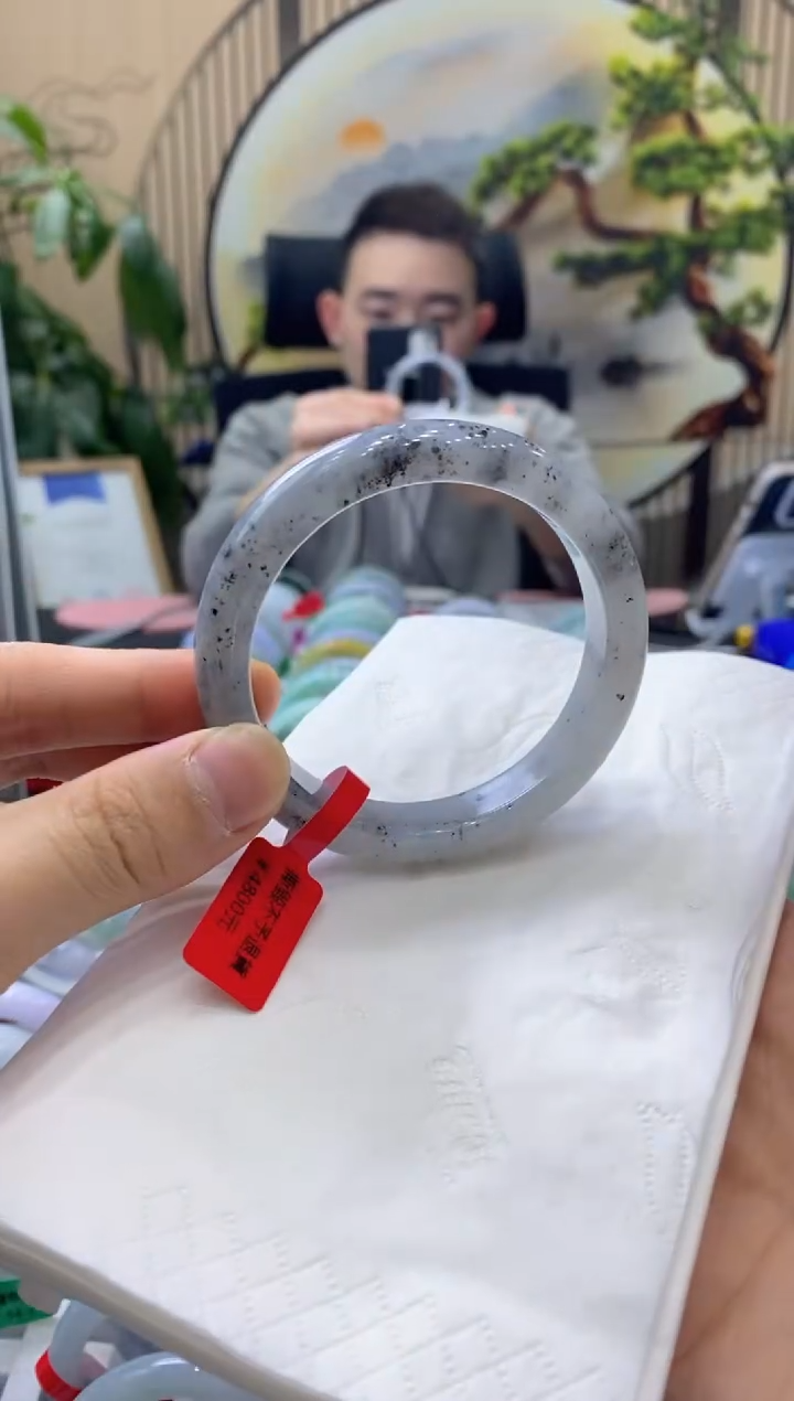 【闪购商品】翡翠手镯未镶嵌0000013392