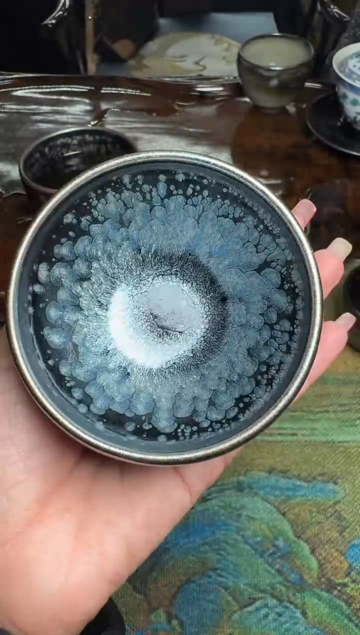 【闪购商品】茶盏阙梅娇黑牡丹44