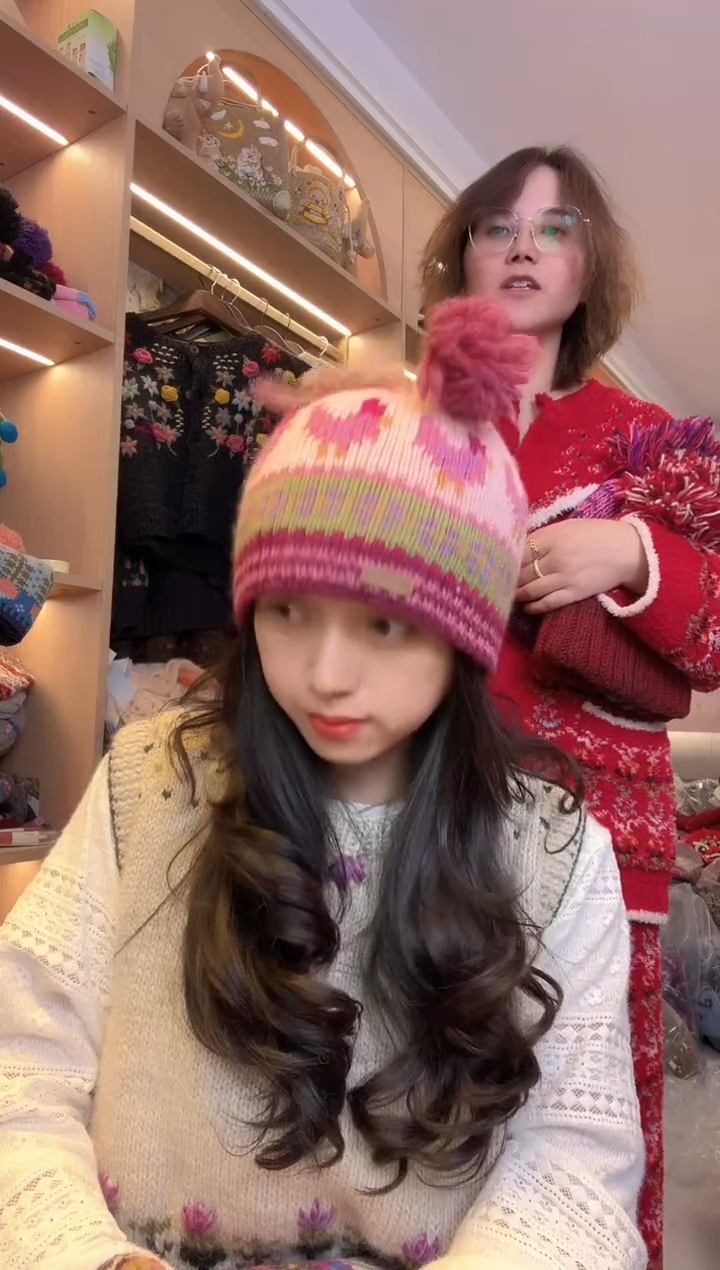 羊毛美利奴粉色生肖鸡