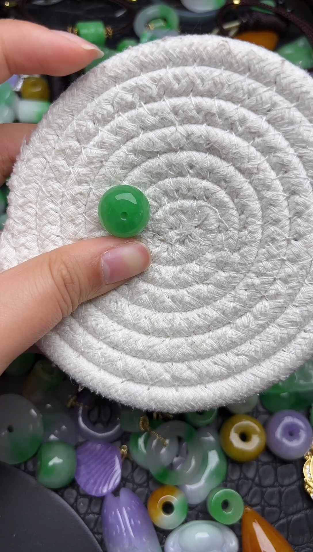 颈饰未镶嵌翡翠缅甸翡翠吊坠