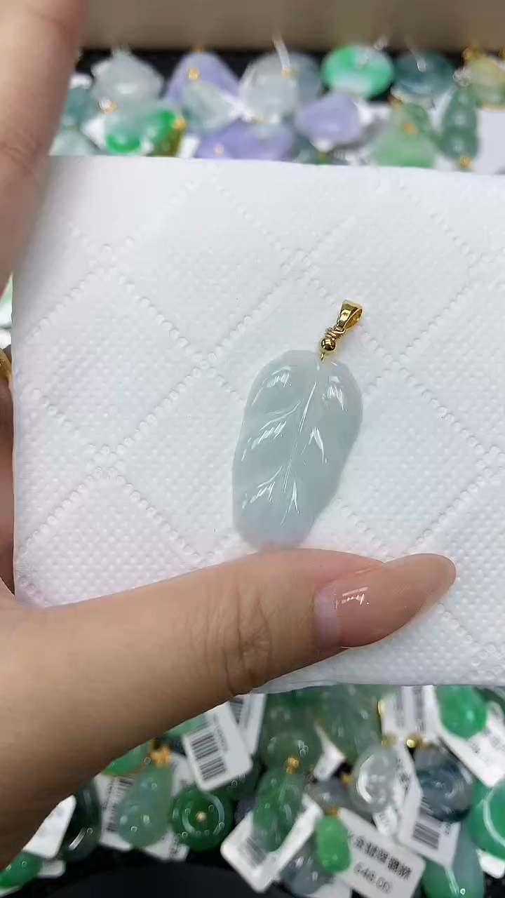 颈饰未镶嵌翡翠a货百元以下同包裹多件发出的只收取一单运费