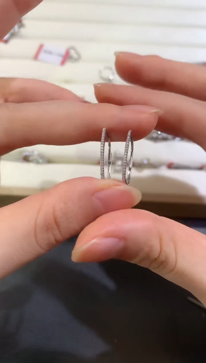 耳饰18K金镶嵌钻石A150|1580